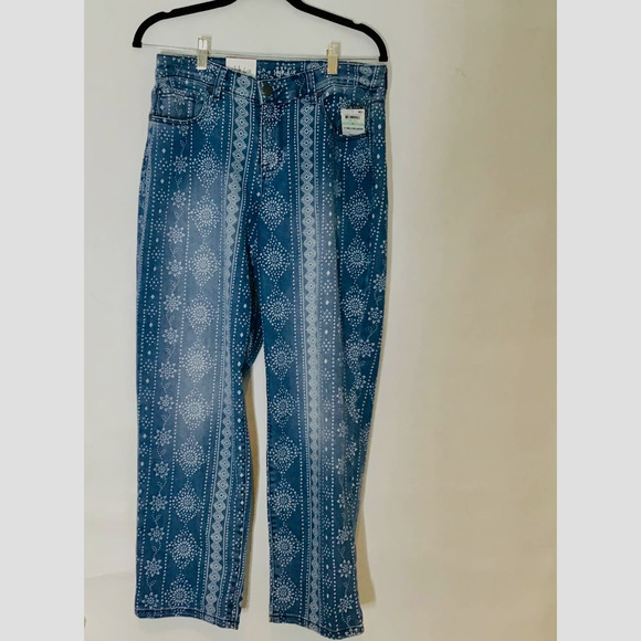 Style & Co. Denim - Style & Co Mid Rise Boyfriend Boho Jean True Tears